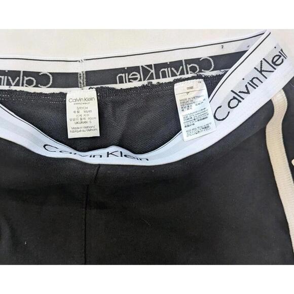 Calvin Klein Modern Gravity Band Casual Shorts Women’s Size S Black White Trim - Picture 10 of 10